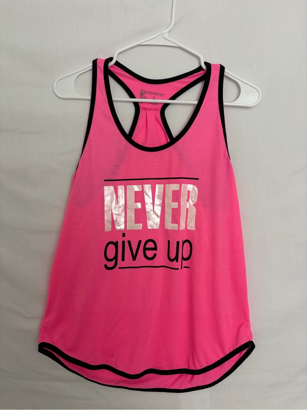 No Boundaries Pink Never Give Up Tank Size M New (A842)